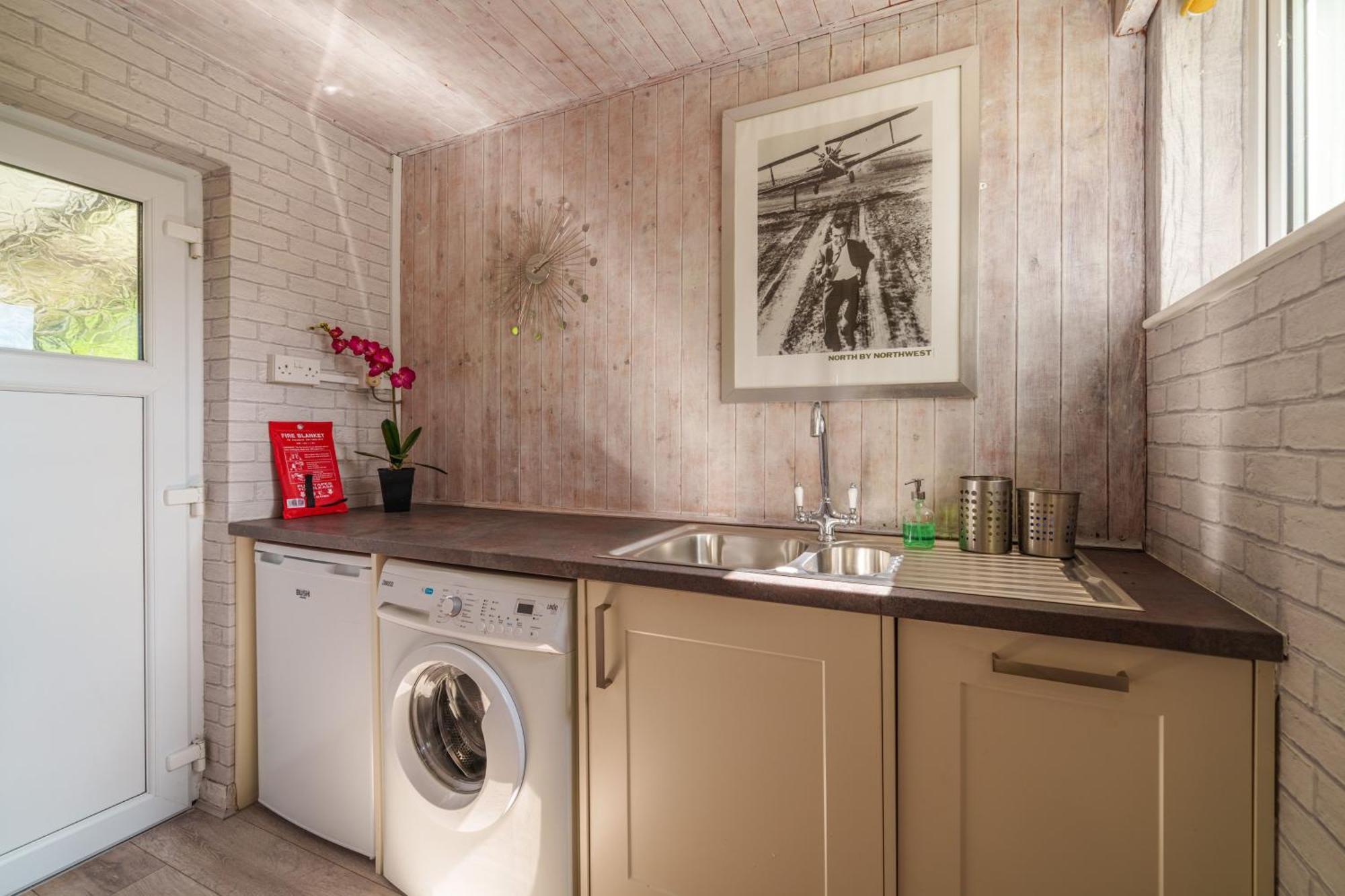 Apple Byrd - Short Stroll Into Kendal Town Centre Villa ภายนอก รูปภาพ